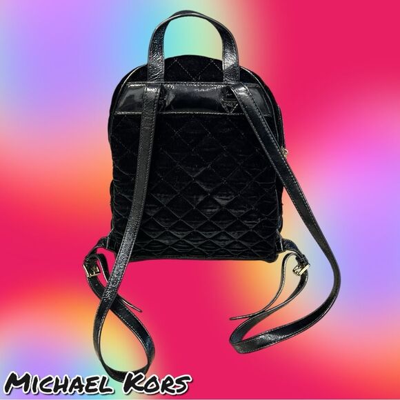 Preowned Michael Kors Black Quilted Velvet Backpack Bag – EUC - Picture 4 of 8